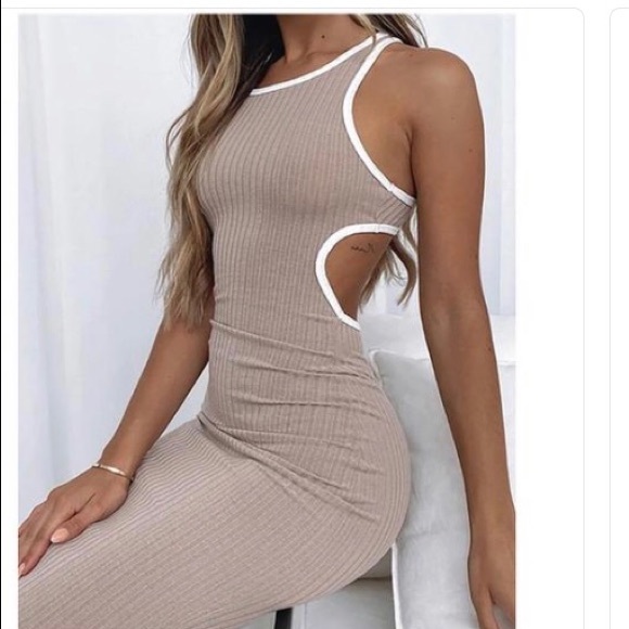 Dresses & Skirts - NWOT Beautiful Boutique tank dress